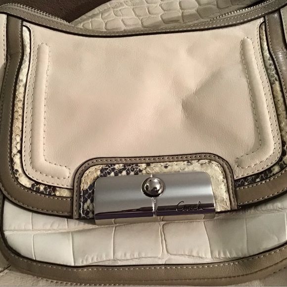 Coach Kristin Spectator Ivory Leather Hobo Bag L1020-16803 - Picture 3 of 10